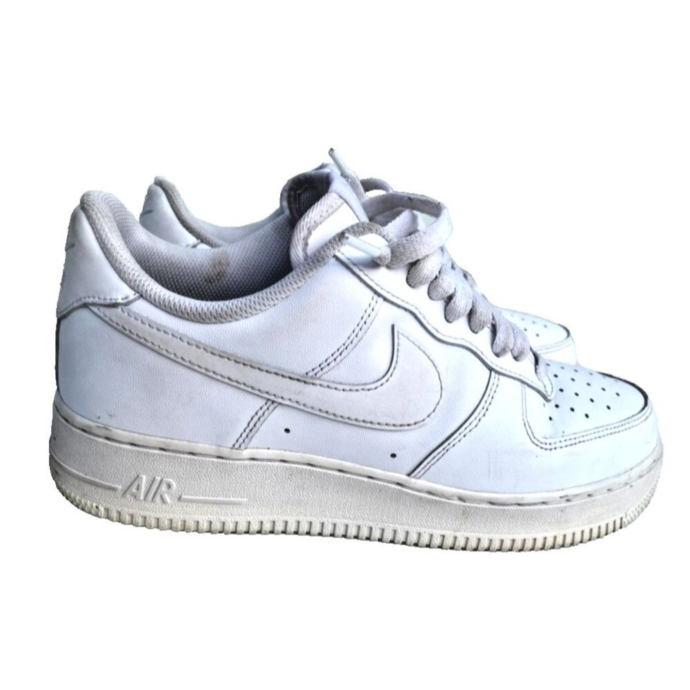 Nike Air Force 1 '07 Low Triple White Leather Athletic Sneakers- Men's US Size 9